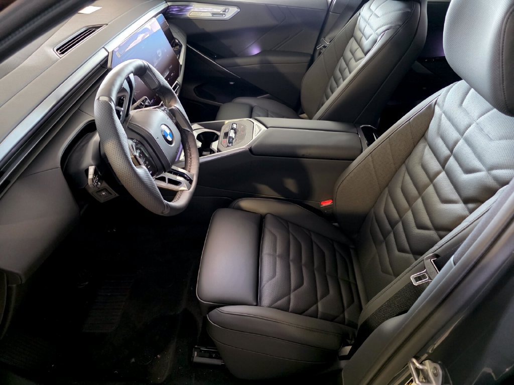 New 2027 BMW X5 xDrive40i w/ Luxury Package AWD/4WD image 7