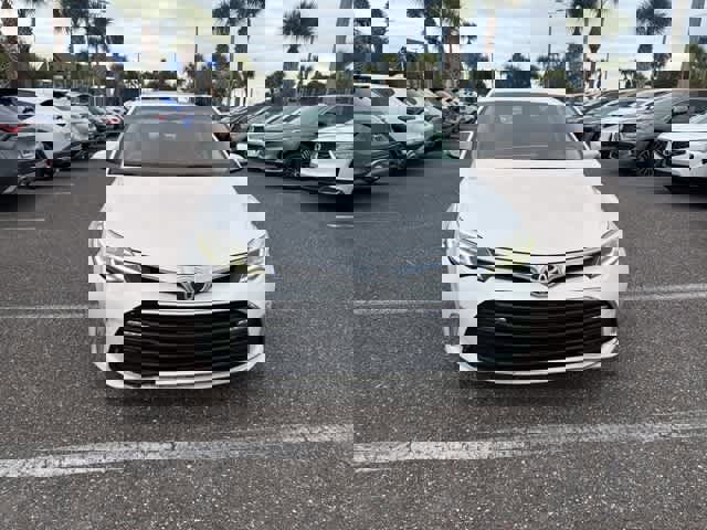 Used 2016 Toyota Avalon Touring image 5