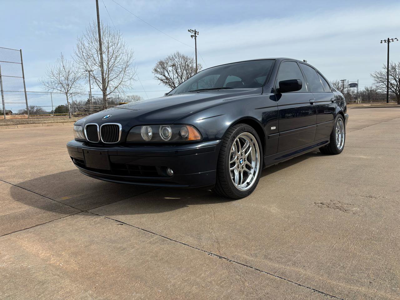 Used 2001 BMW 540i Sedan image 3