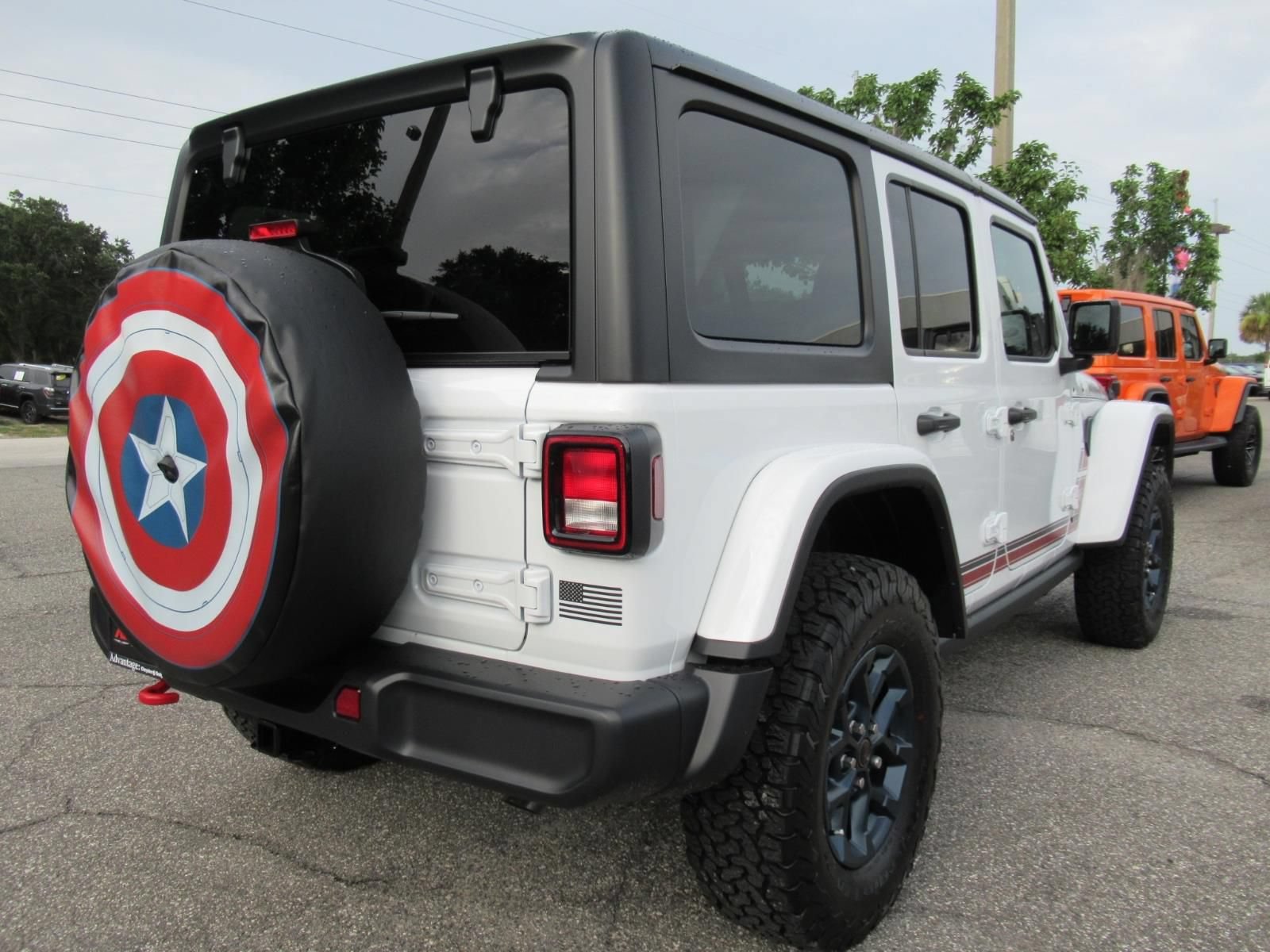New 2026 Jeep Wrangler Unlimited Sport w/ Dual Top Group AWD/4WD image 7