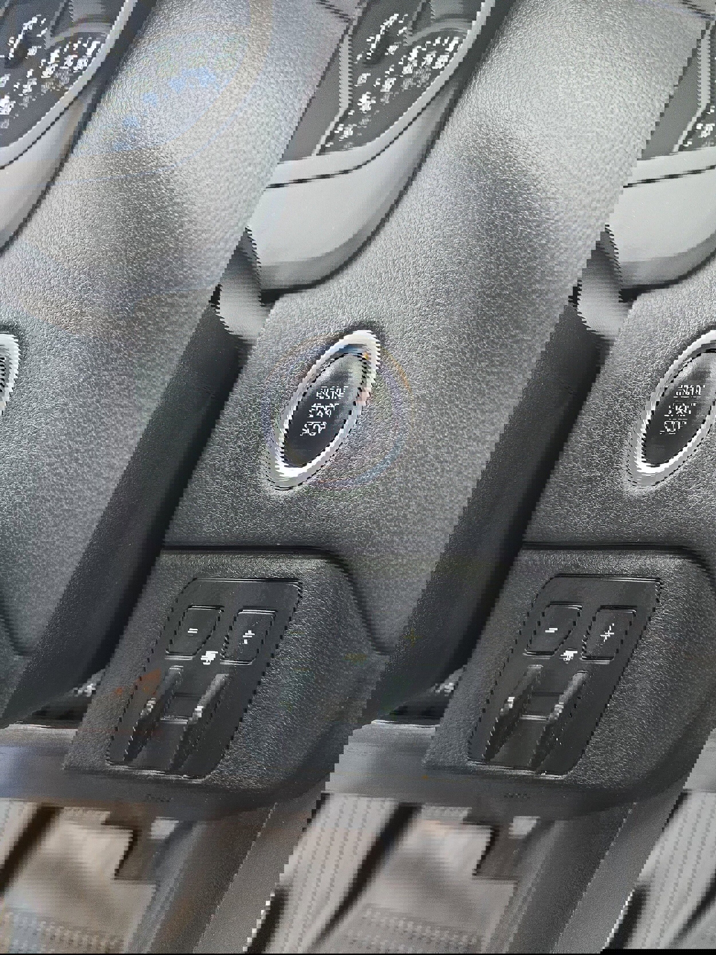 Used 2022 Toyota Tundra Limited image 25