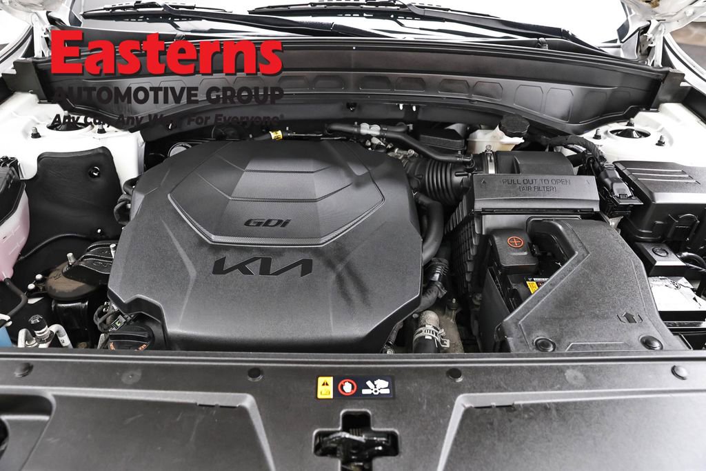 Used 2022 Kia Telluride LX AWD/4WD image 7