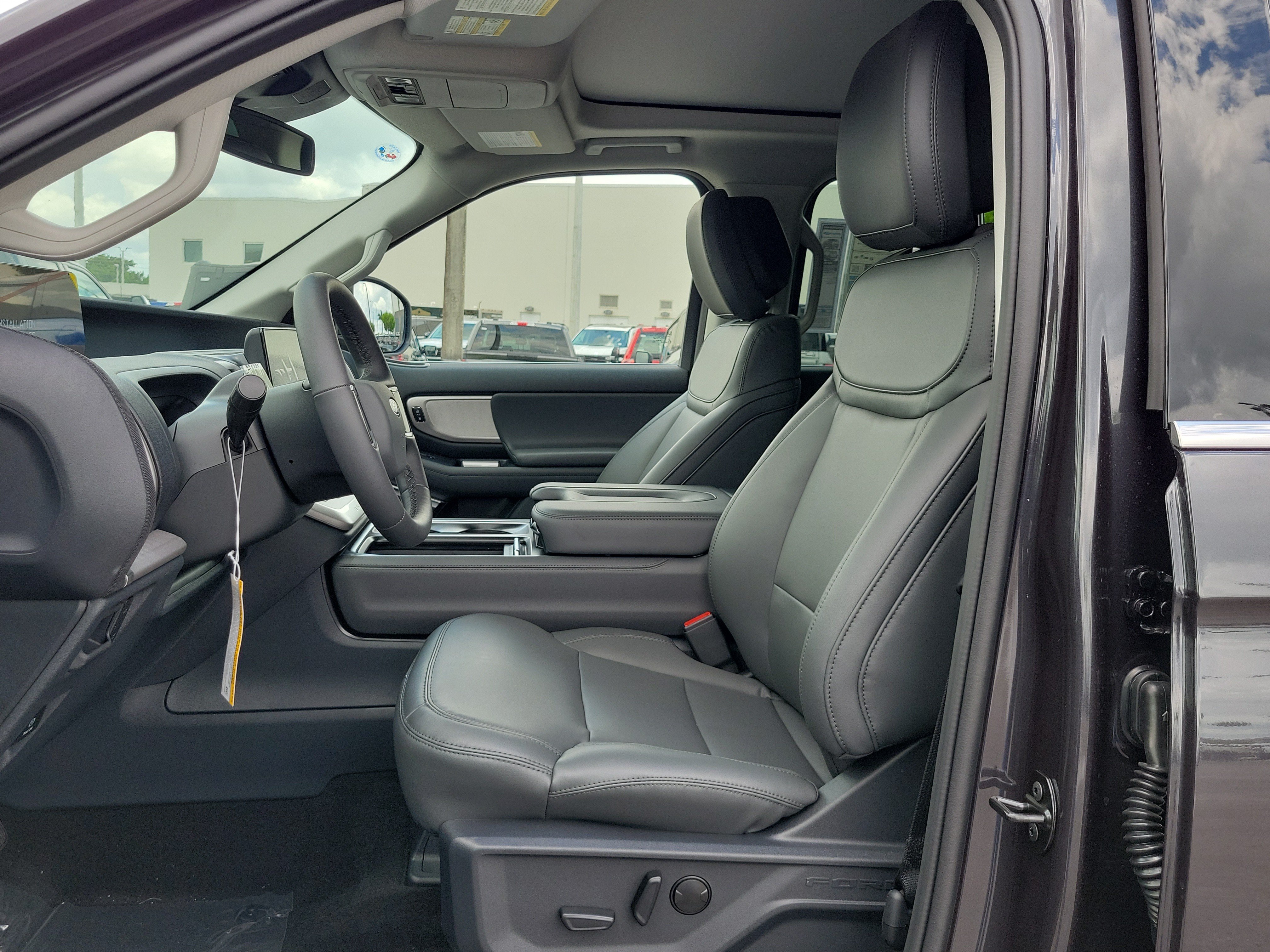 New 2027 Ford Expedition Max Active RWD image 10