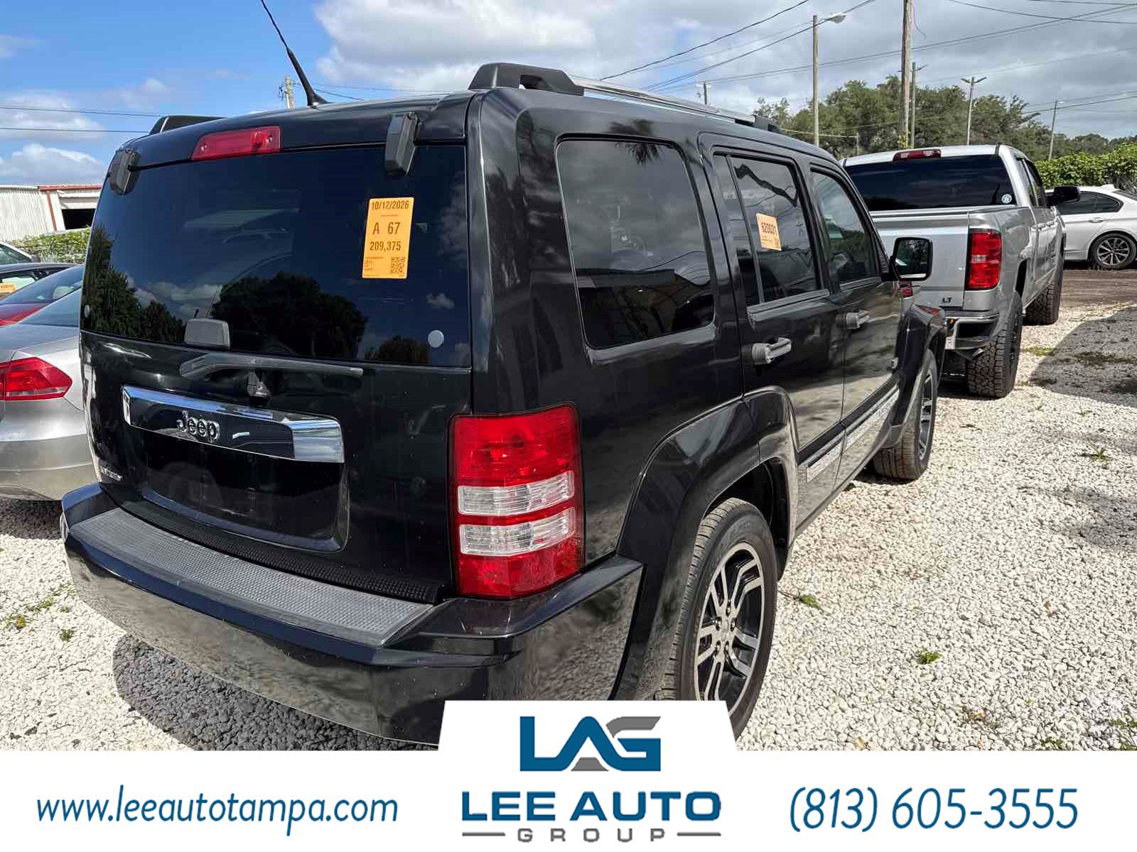 Used 2011 Jeep Liberty Limited RWD image 3