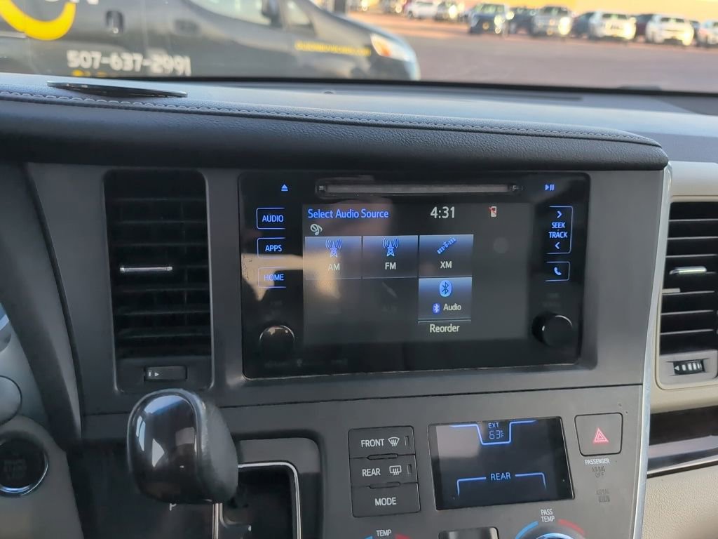 Used 2017 Toyota Sienna XLE w/ XLE Navigation Package image 17