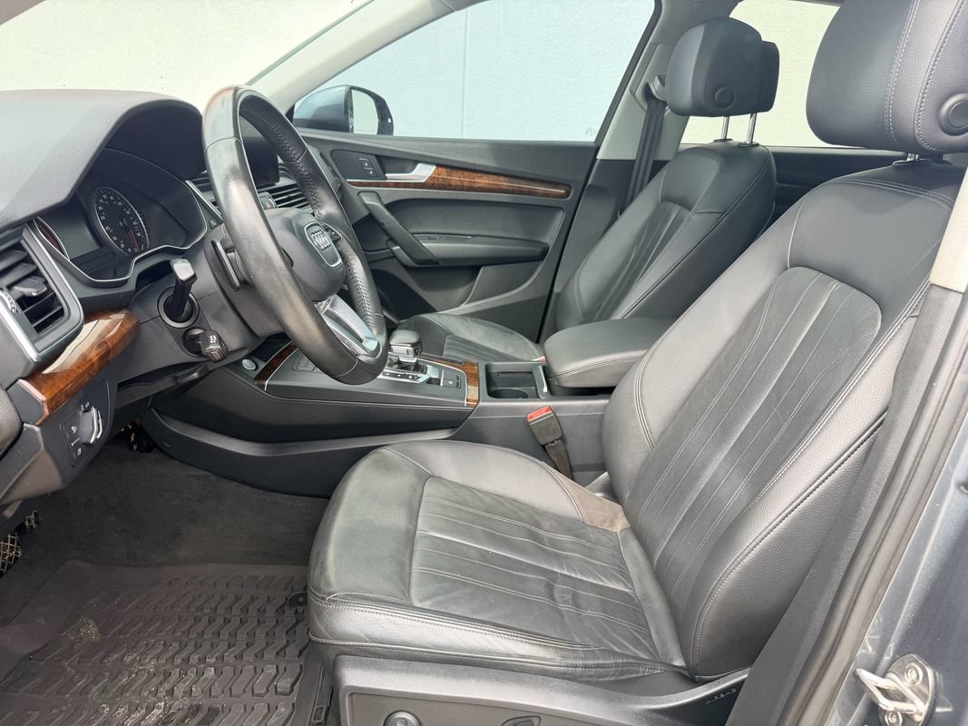 Used 2018 Audi Q5 2.0T Premium w/ Convenience Package AWD/4WD image 11