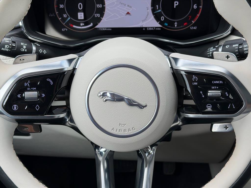 Used 2025 Jaguar F-PACE R-Dynamic S AWD/4WD image 17