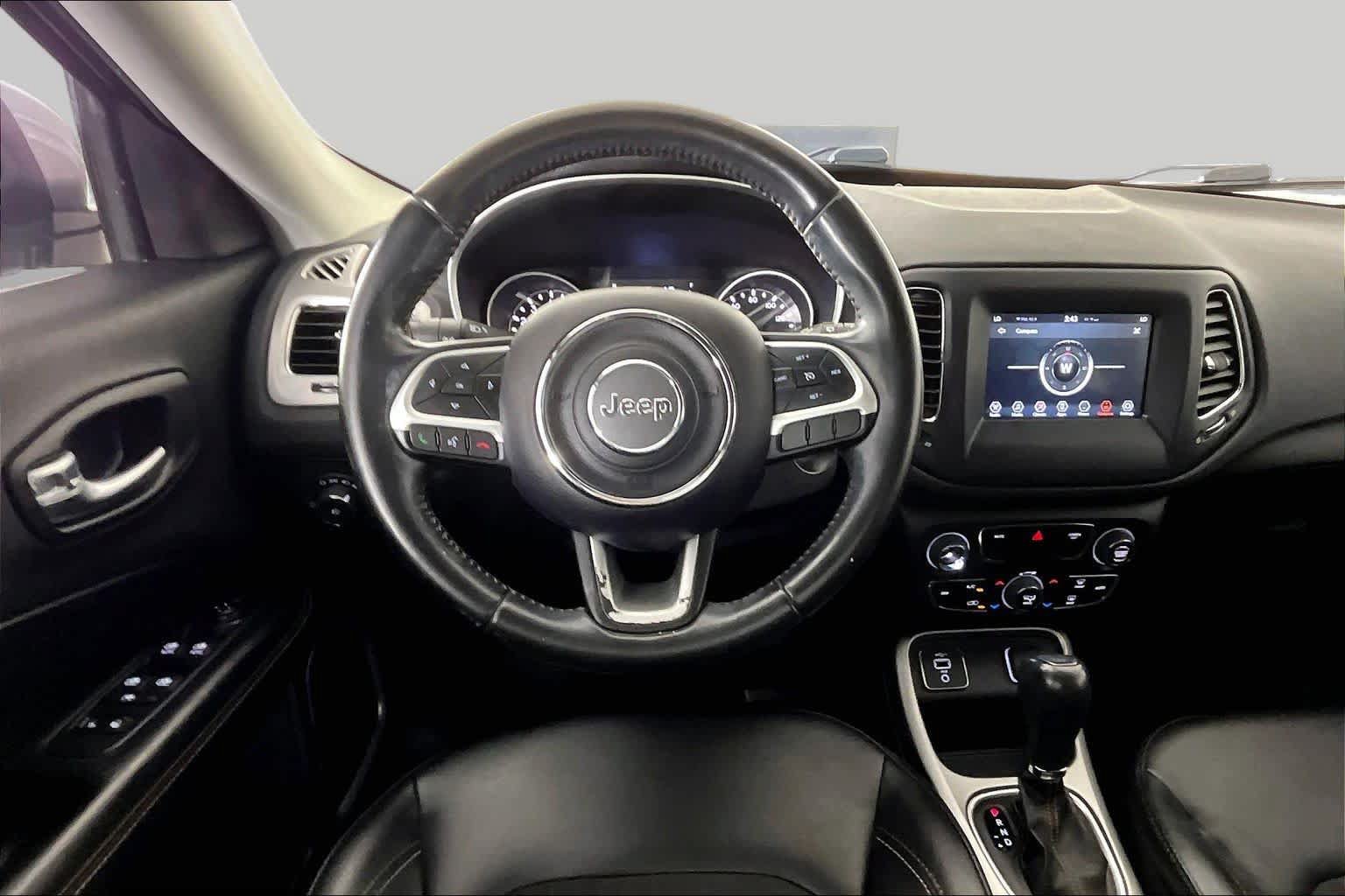 Used 2021 Jeep Compass Latitude FWD image 6