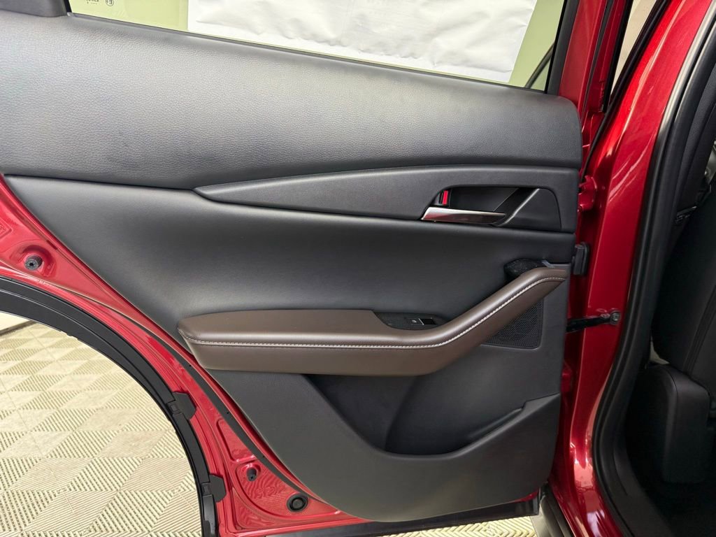 Used 2025 MAZDA CX-30 AWD 2.5 S w/ Premium Package image 26