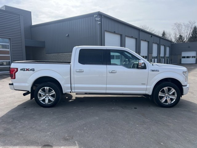 Used 2016 Ford F150 Platinum w/ Equipment Group 701A Luxury image 4