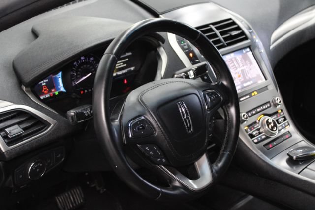 Used 2020 Lincoln MKZ Hybrid w/ Convenience Package FWD image 14