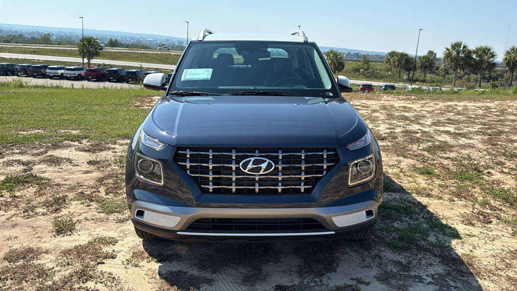 New 2026 Hyundai Venue SEL FWD image 2
