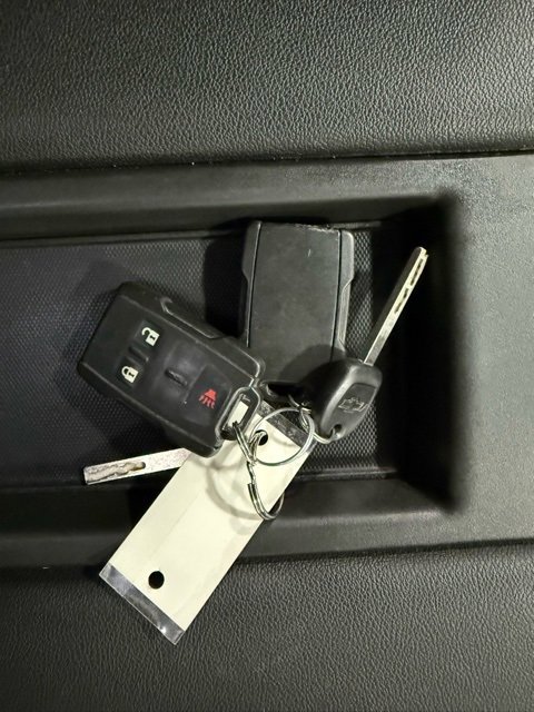 Used 2019 Chevrolet Silverado 1500 Custom image 35