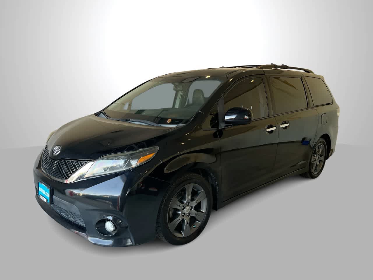 Used 2015 Toyota Sienna SE