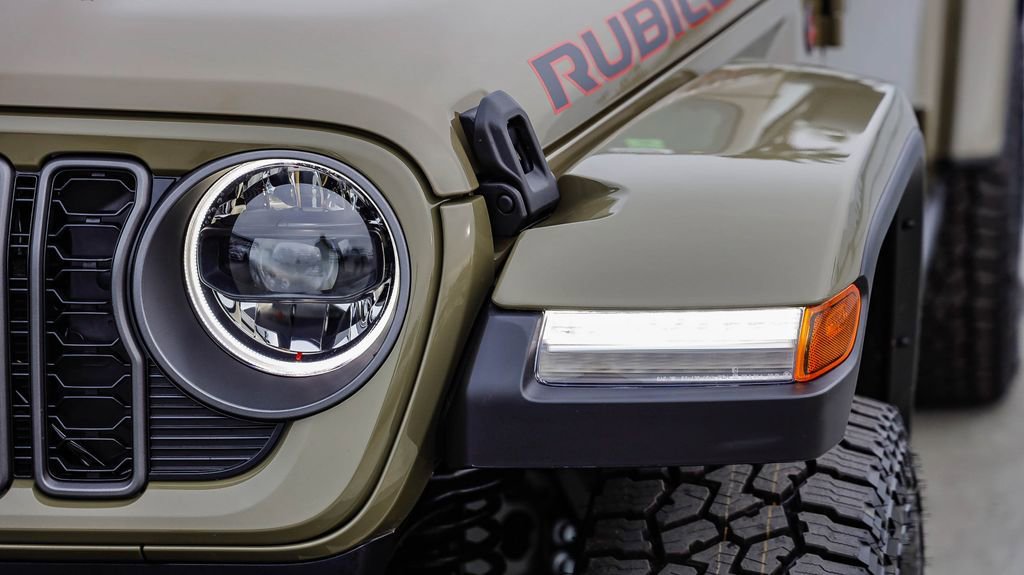 New 2026 Jeep Gladiator Rubicon w/ Steel Power Dome Hood Package image 5