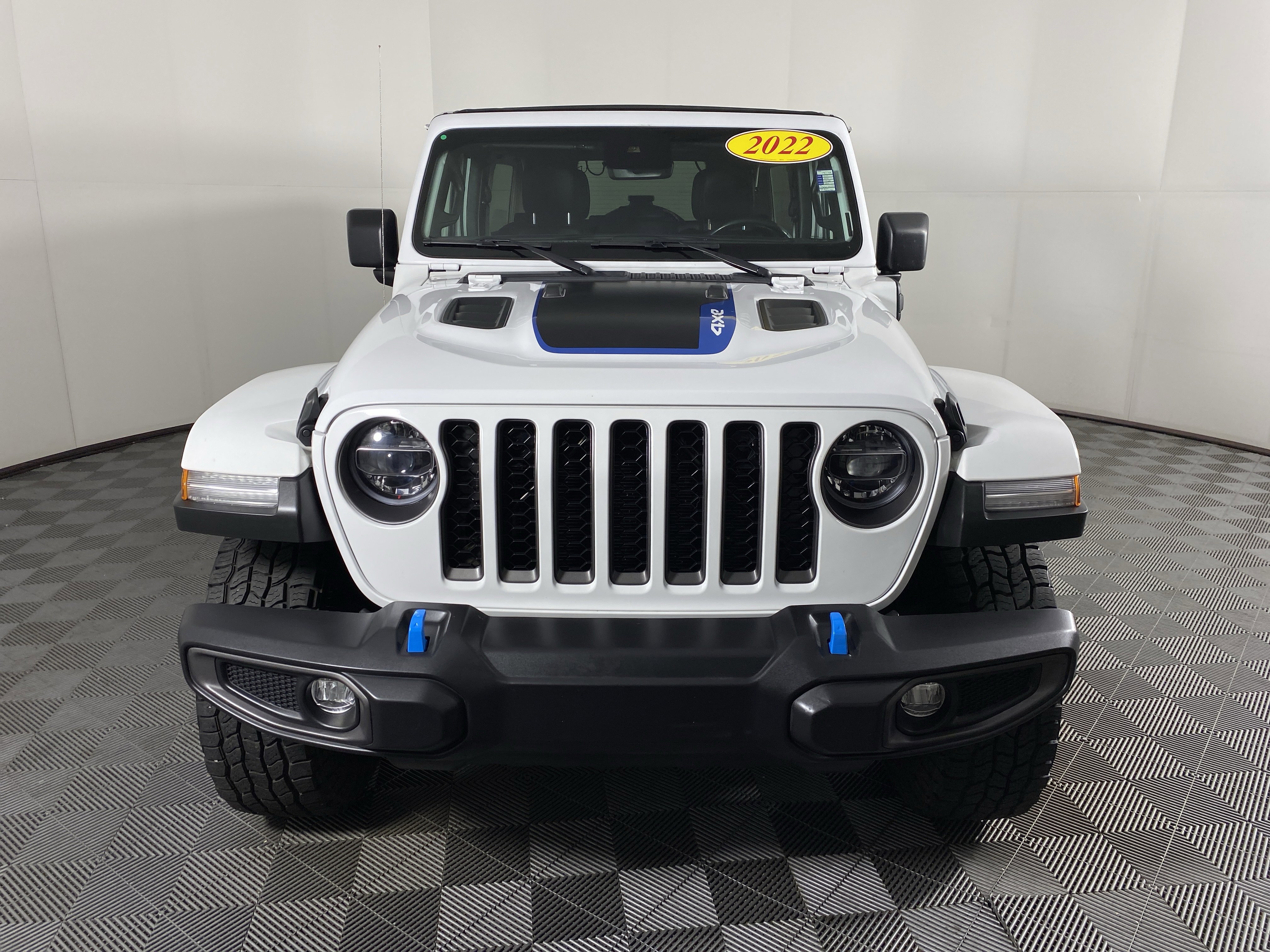 Used 2022 Jeep Wrangler Unlimited Rubicon 4xe w/ Cold Weather Group image 14