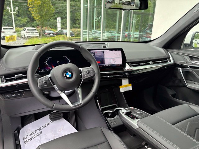 New 2027 BMW X1 xDrive28i AWD/4WD image 12
