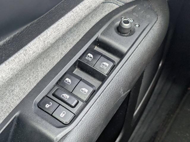 Used 2023 Jeep Compass Sport AWD/4WD image 22