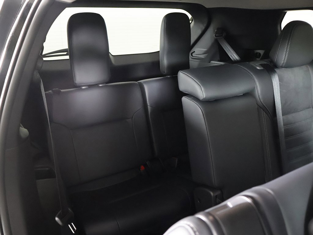 New 2025 Mitsubishi Outlander SE image 40