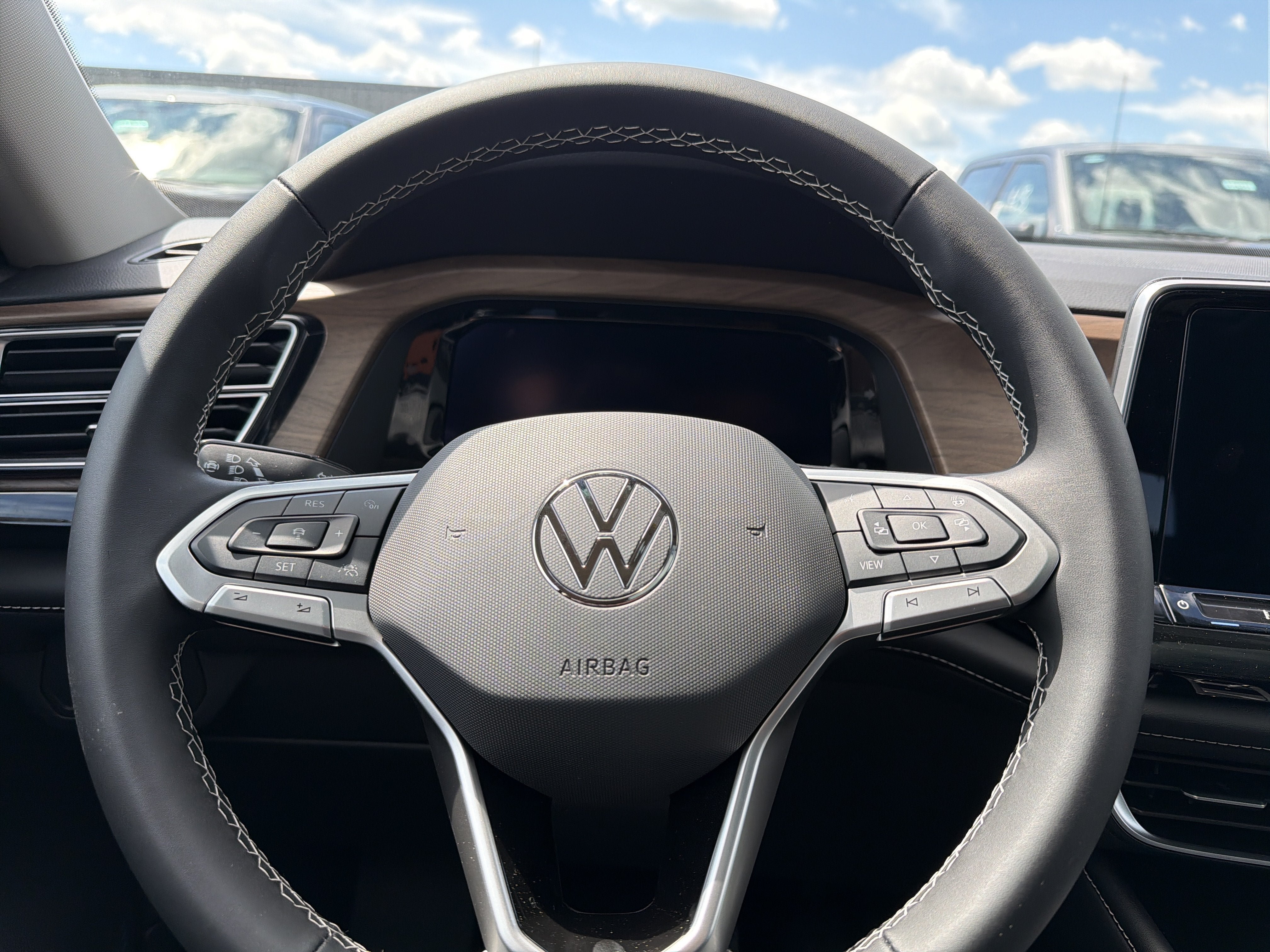 New 2026 Volkswagen Atlas SE AWD/4WD image 13