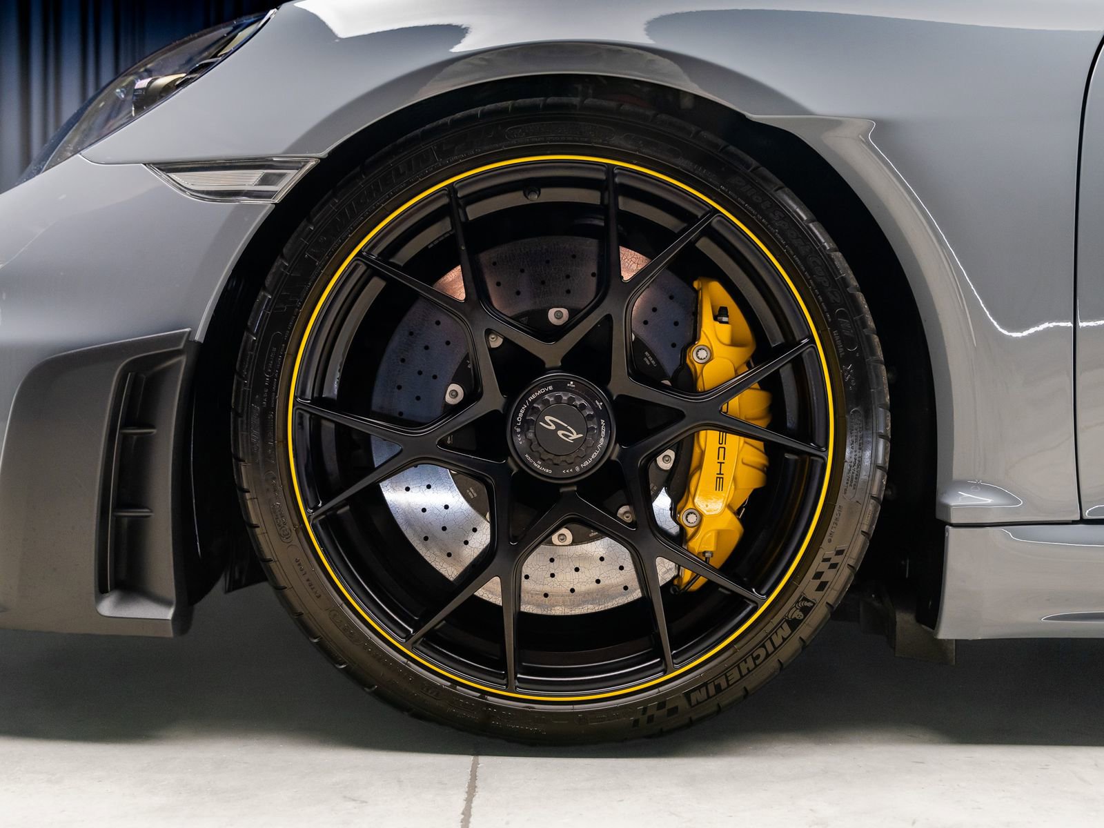Used 2024 Porsche 718 Cayman GT4 RS w/ Accent Package Logos RWD image 2