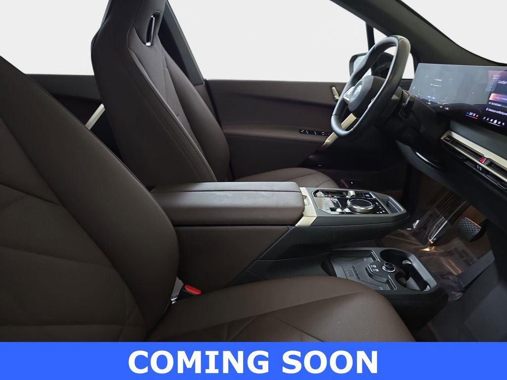 Used 2024 BMW iX xDrive50 w/ Sport Package image 10