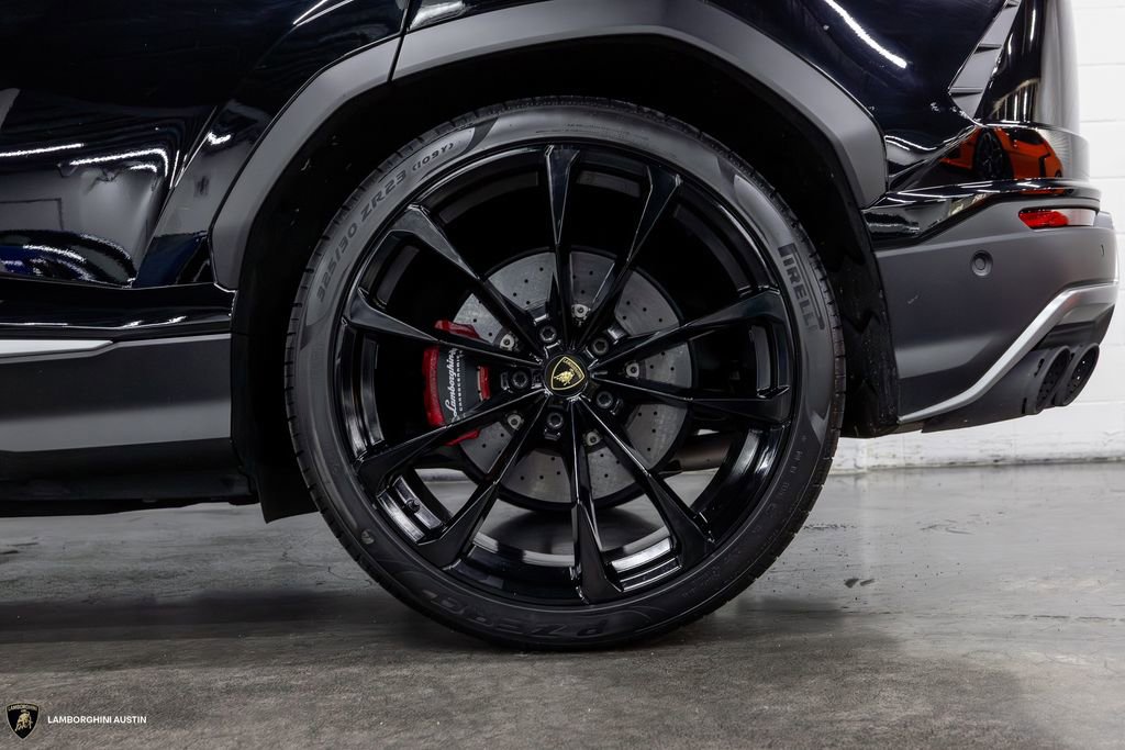 Used 2019 Lamborghini Urus AWD/4WD image 9