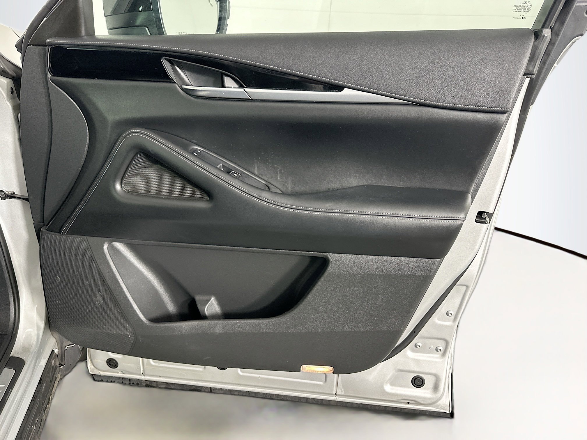 Used 2023 INFINITI QX60 Pure image 34