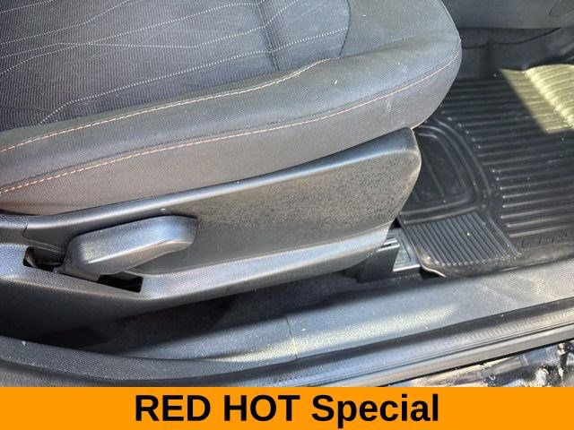 Used 2021 Ford EcoSport SE w/ SE Convenience Package image 40