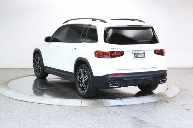 Used 2023 Mercedes-Benz GLB 250 4MATIC video 2
