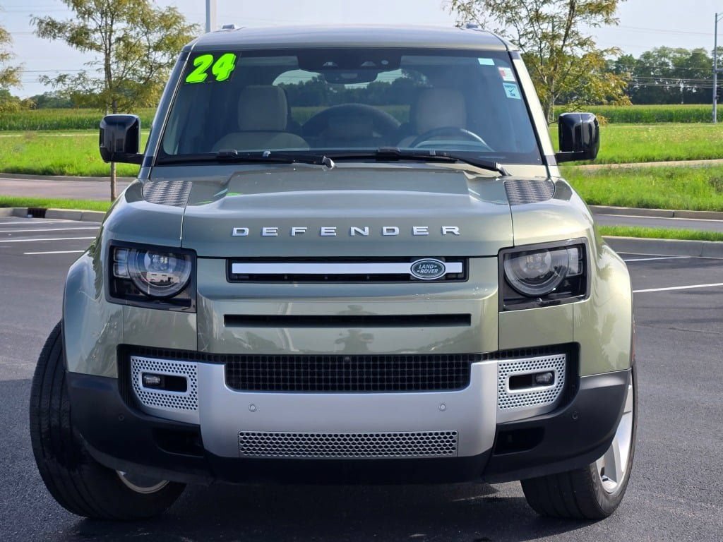 Used 2024 Land Rover Defender 130 S AWD/4WD image 3