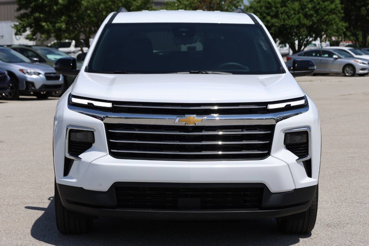 Used 2026 Chevrolet Traverse LT w/ Driver Confidence Package AWD/4WD image 5