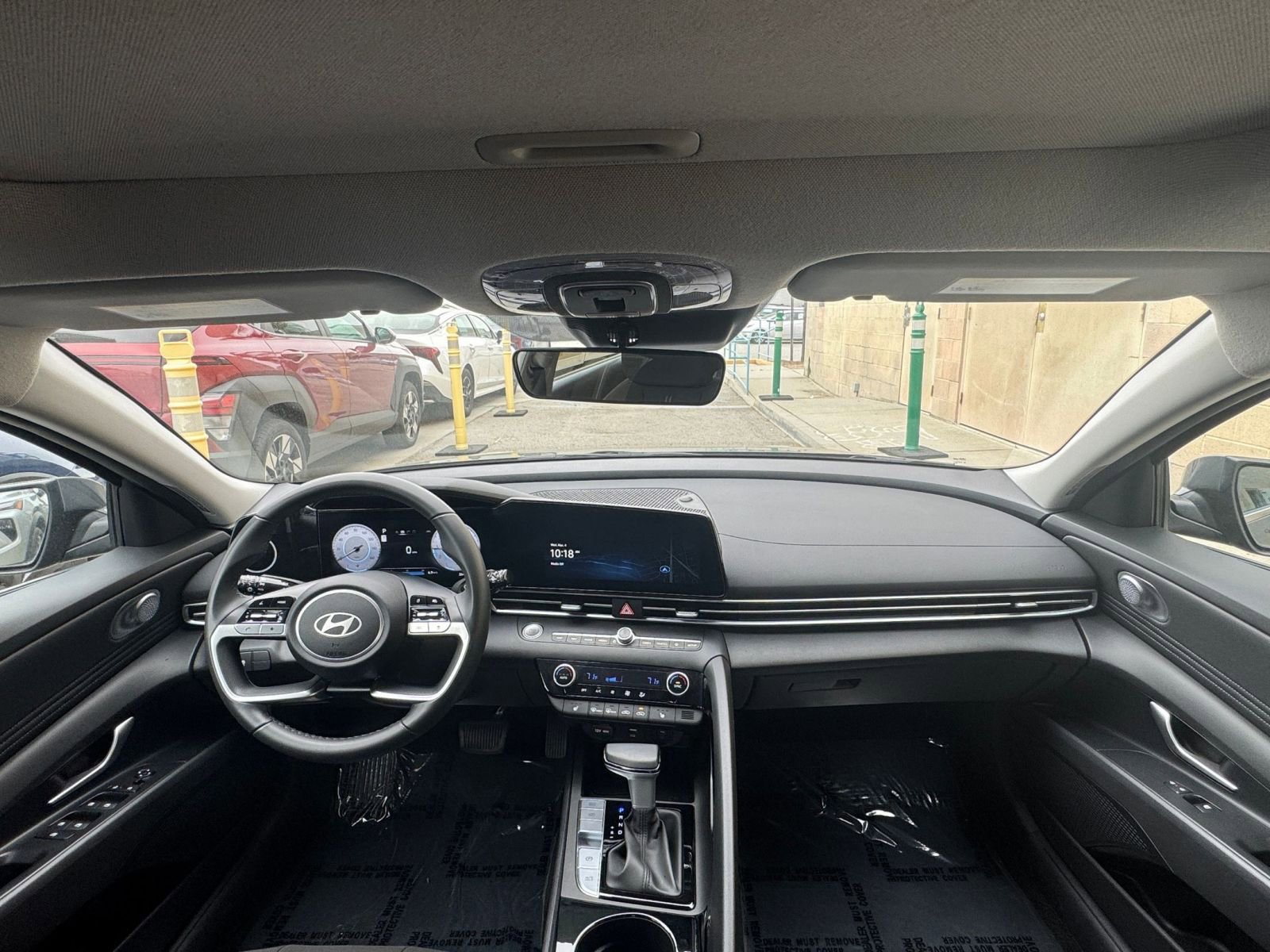 Used 2025 Hyundai Elantra SEL image 34