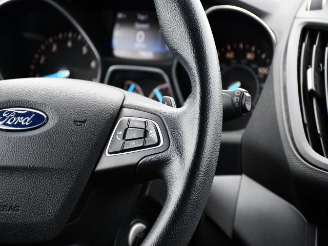 Used 2017 Ford Escape SE AWD/4WD image 24