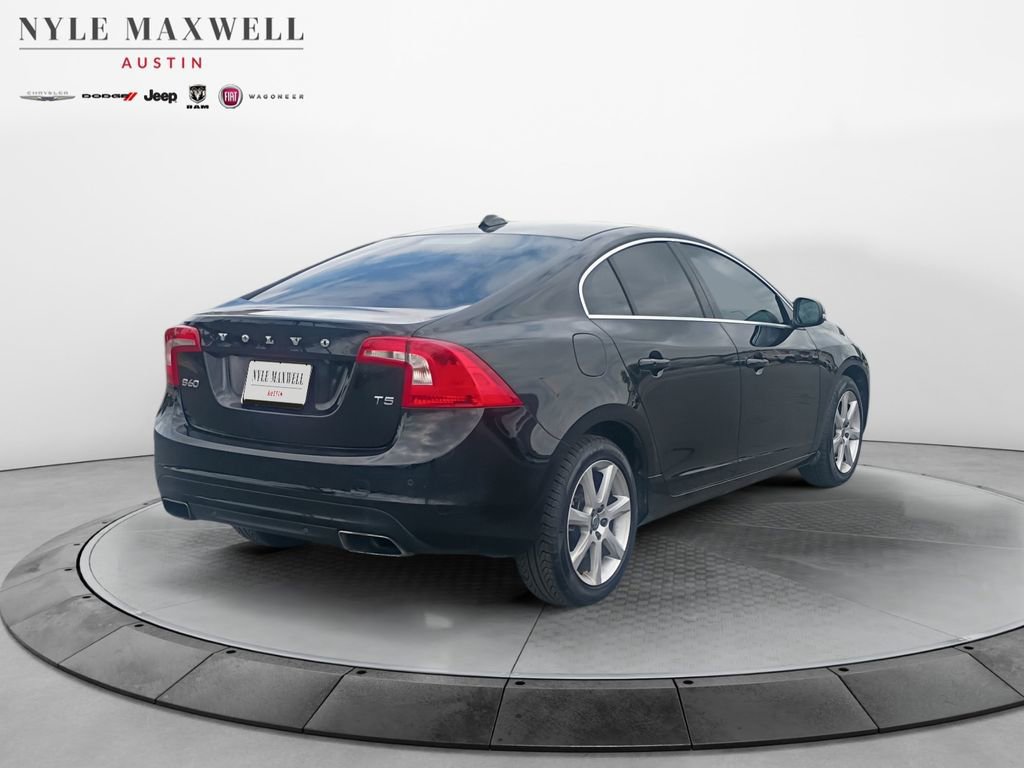 Used 2016 Volvo S60 T5 Premier image 16