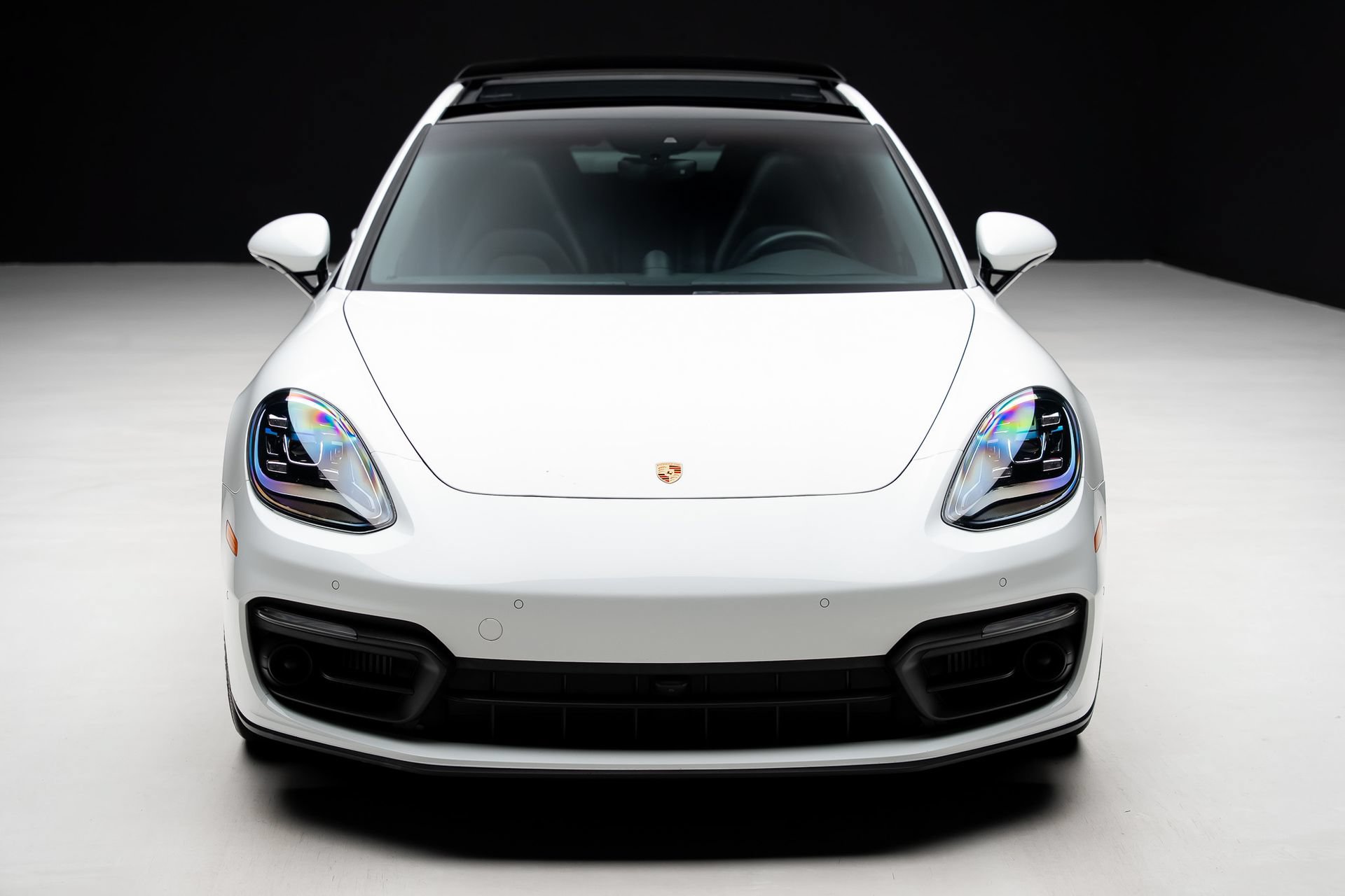 Used 2023 Porsche Panamera 4 AWD/4WD image 6