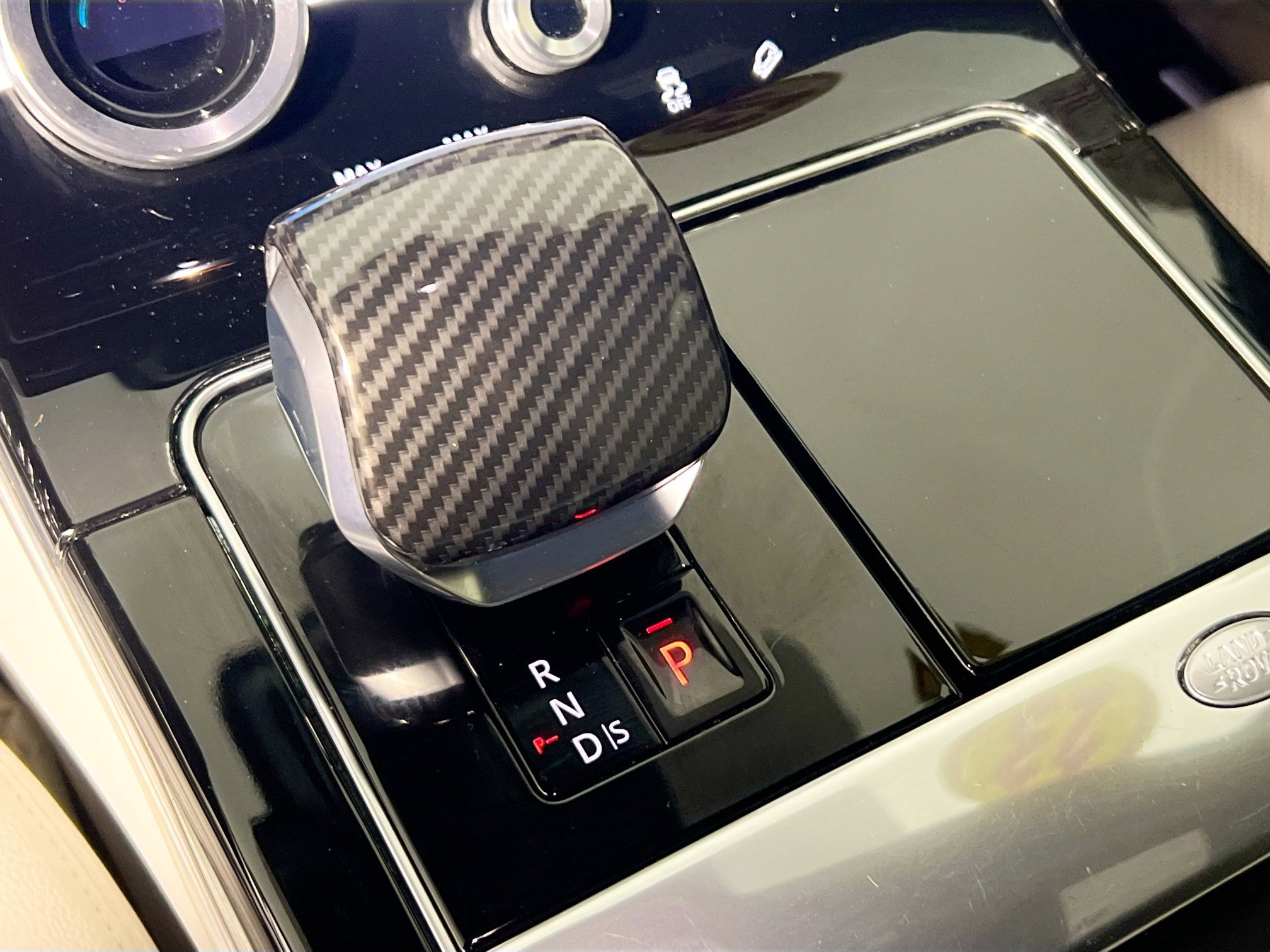 Used 2023 Land Rover Range Rover Velar S image 25