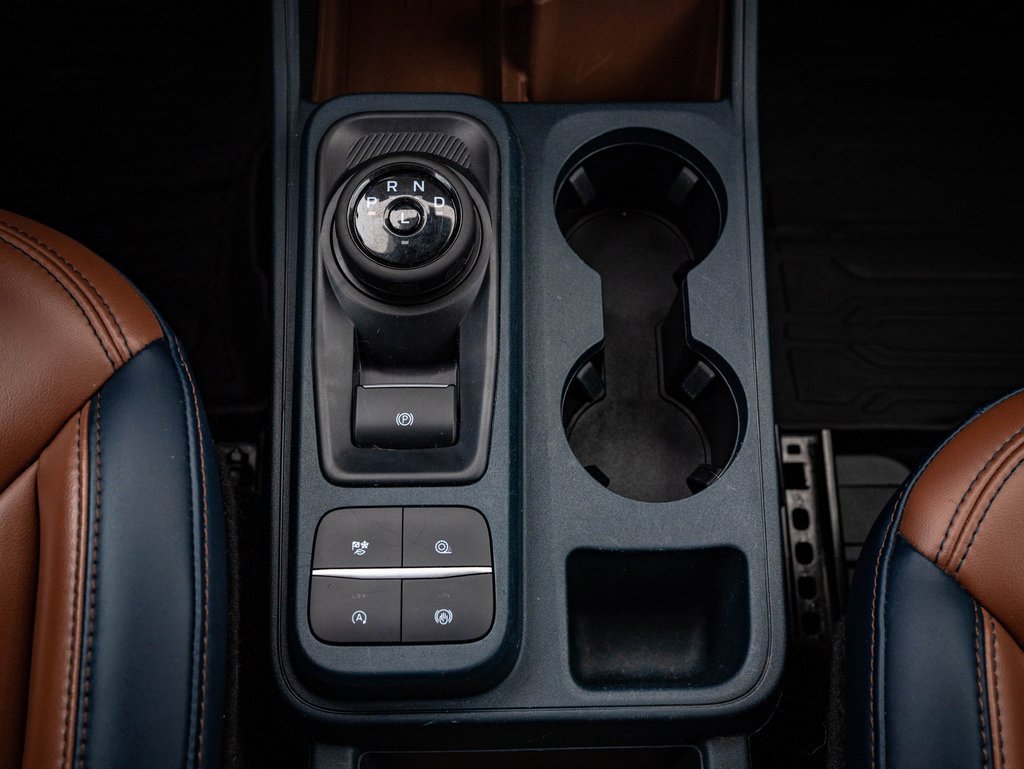 Used 2022 Ford Maverick Lariat w/ Lariat Luxury Package image 38