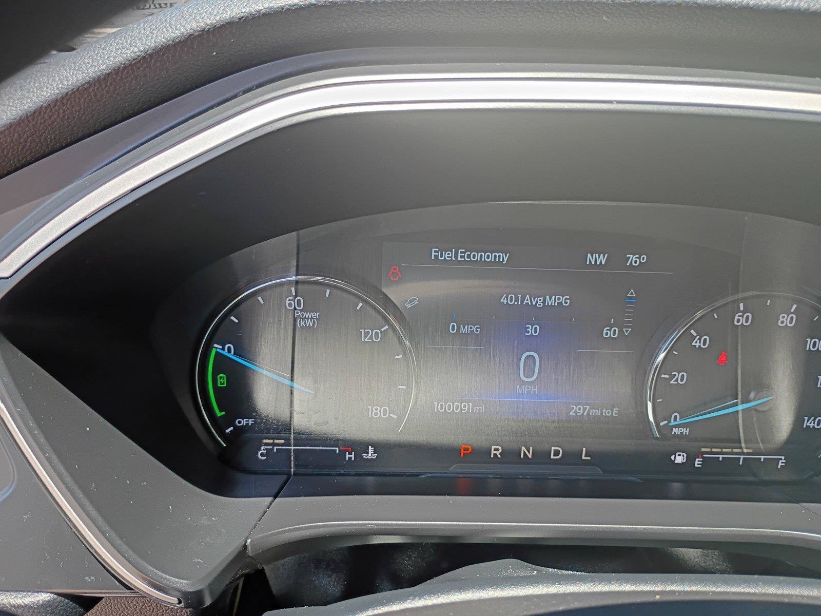 Used 2021 Ford Escape SE w/ SE Sport Appearance Package AWD/4WD image 12