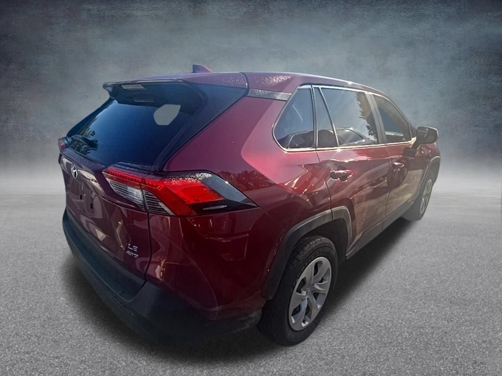 Used 2025 Toyota RAV4 LE AWD/4WD image 7