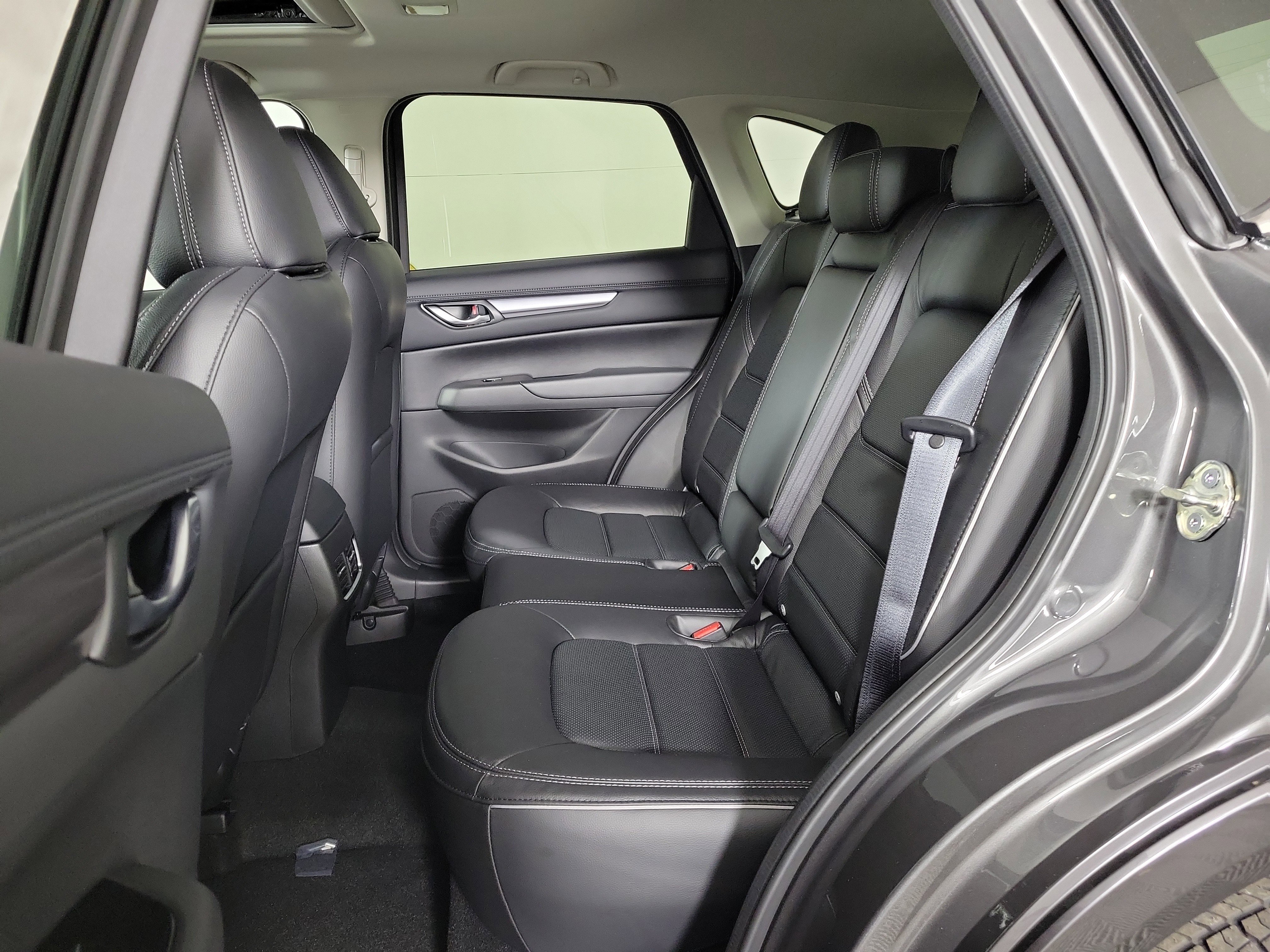 New 2025 MAZDA CX-5 AWD 2.5 S w/ Preferred Package image 12