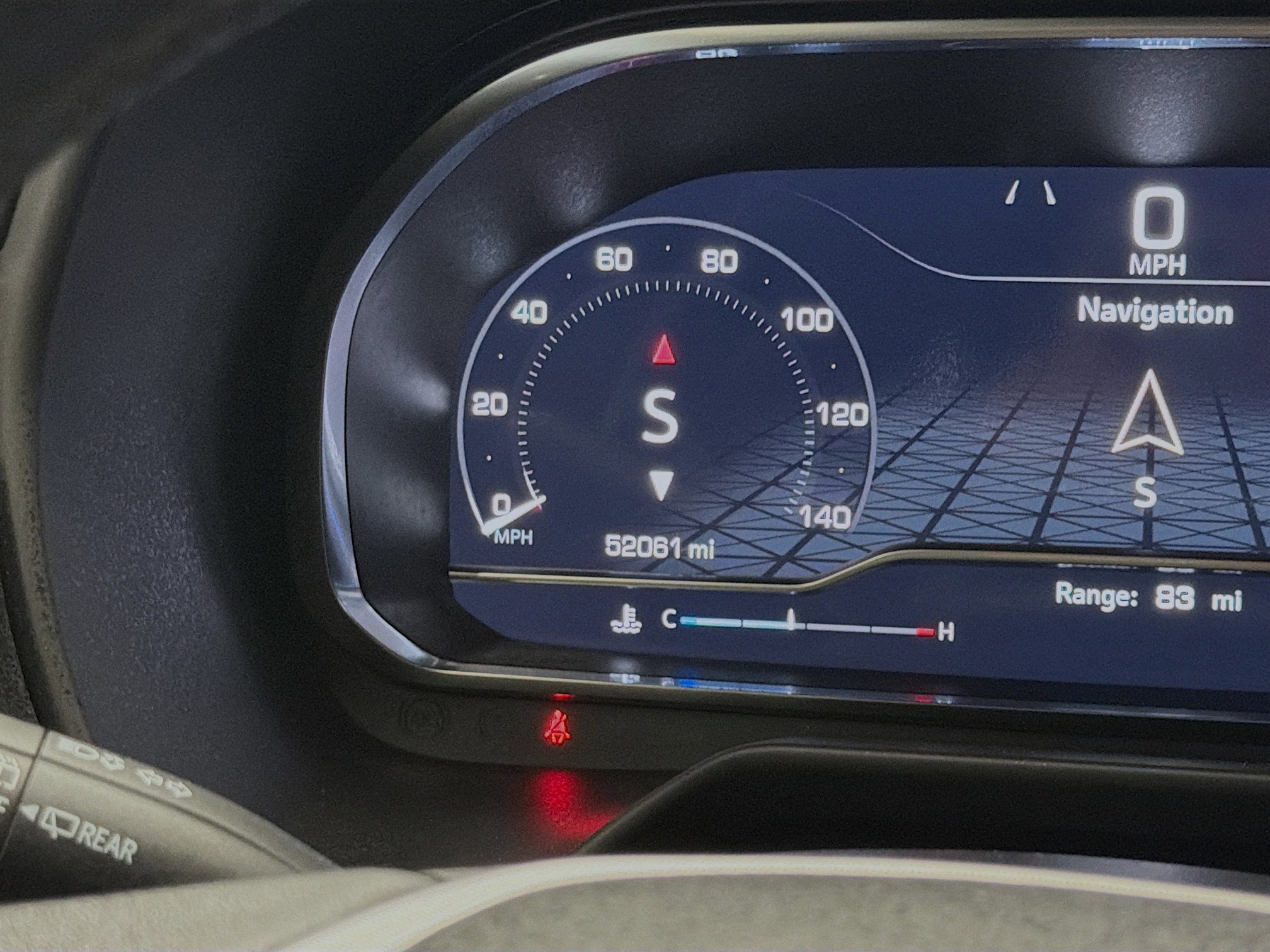 Used 2022 GMC Yukon XL SLT w/ SLT Premium Package image 8