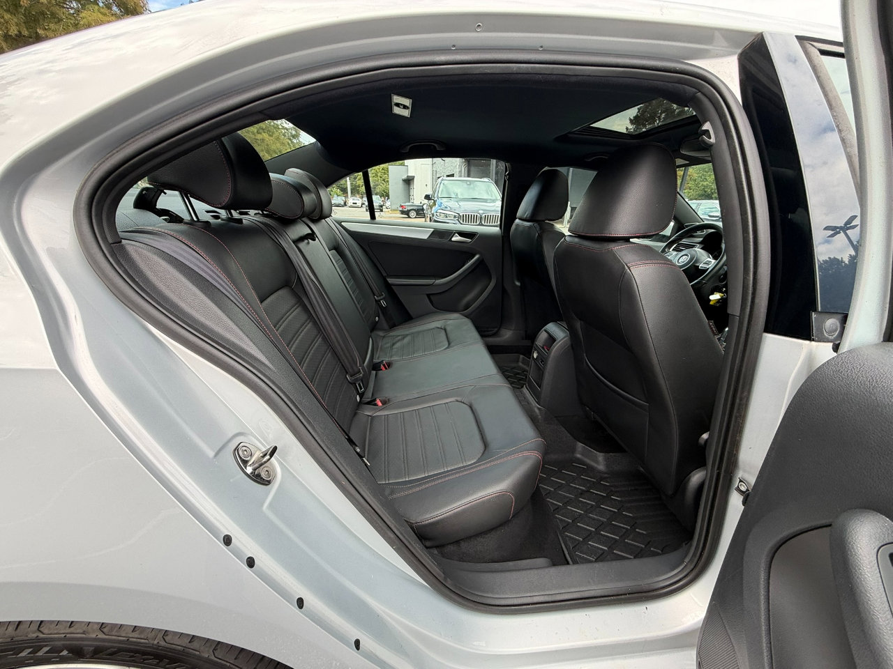 Used 2013 Volkswagen Jetta GLI Autobahn image 13