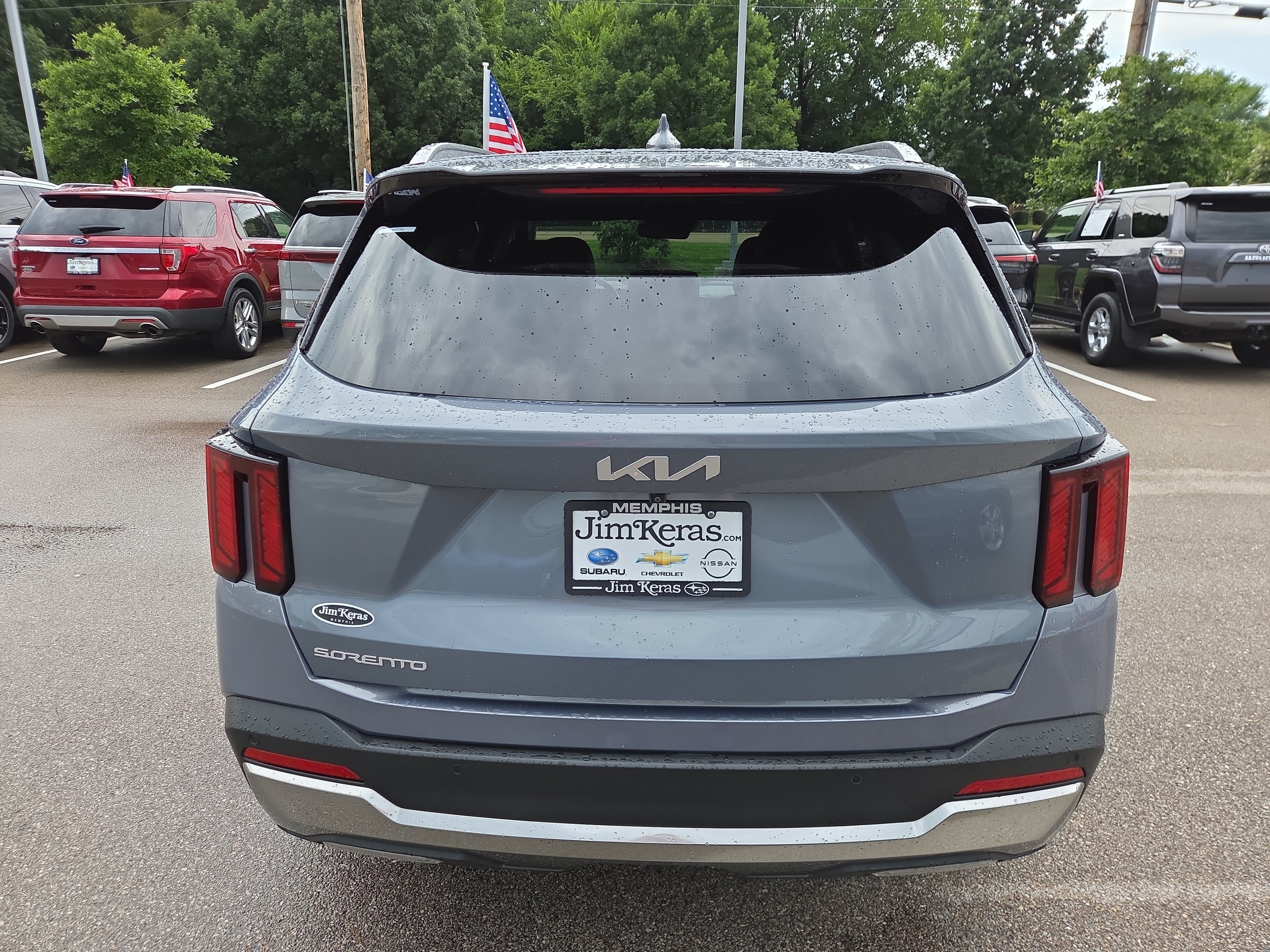 Used 2024 Kia Sorento S w/ Panoramic Sunroof Package FWD image 4