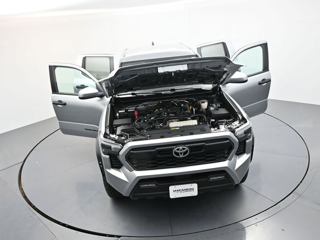 Used 2024 Toyota Tacoma TRD Off-Road image 36