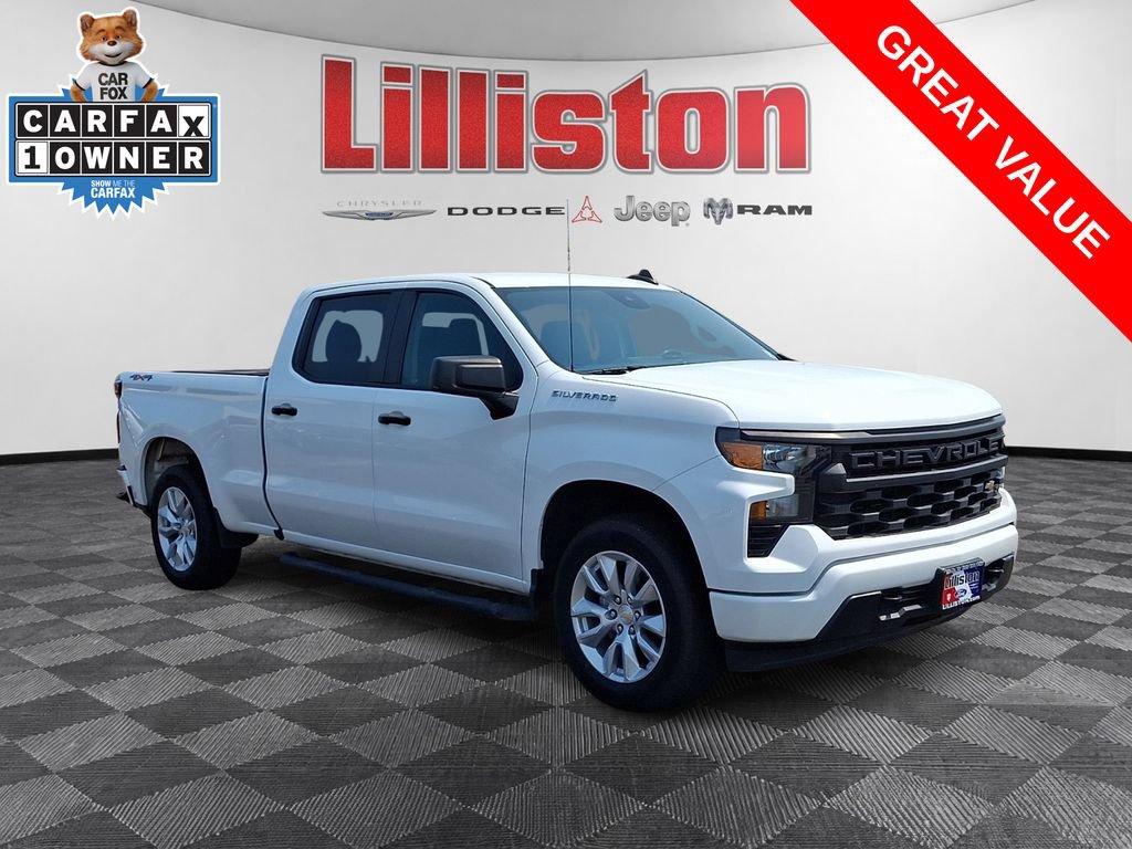 Used 2023 Chevrolet Silverado 1500 Custom AWD/4WD image 3