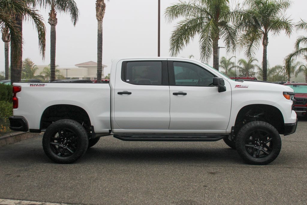 Used 2024 Chevrolet Silverado 1500 Custom Trail Boss AWD/4WD image 9