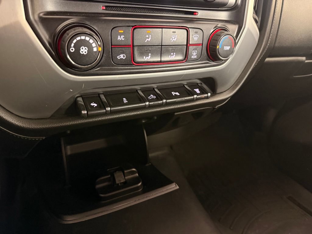 Used 2015 GMC Sierra 3500 SLE AWD/4WD image 35