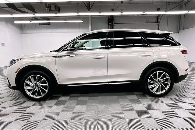 Used 2024 Lincoln Corsair AWD w/ Equipment Group 101A image 14