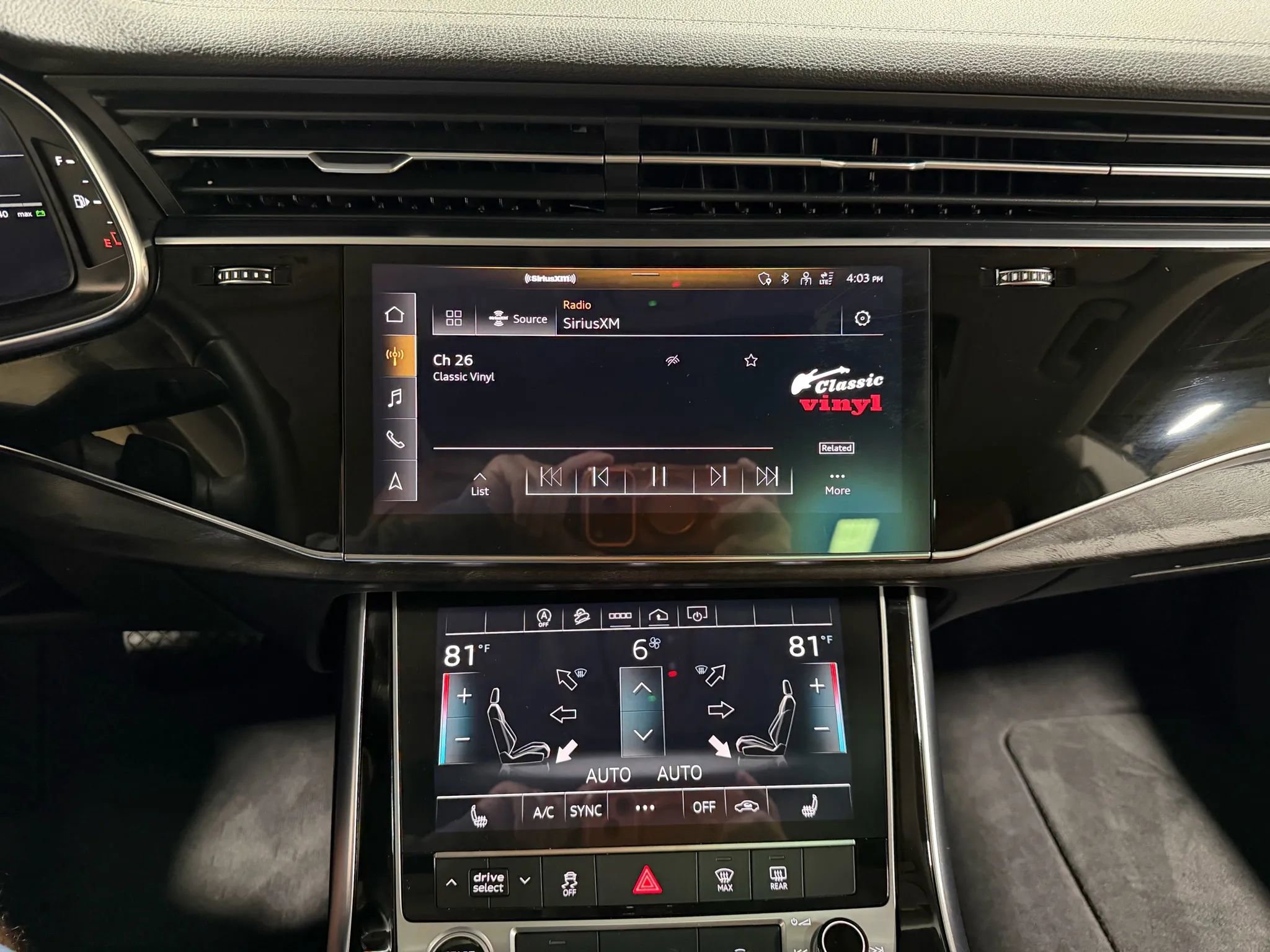 Used 2023 Audi Q8 Premium w/ Convenience Package image 46